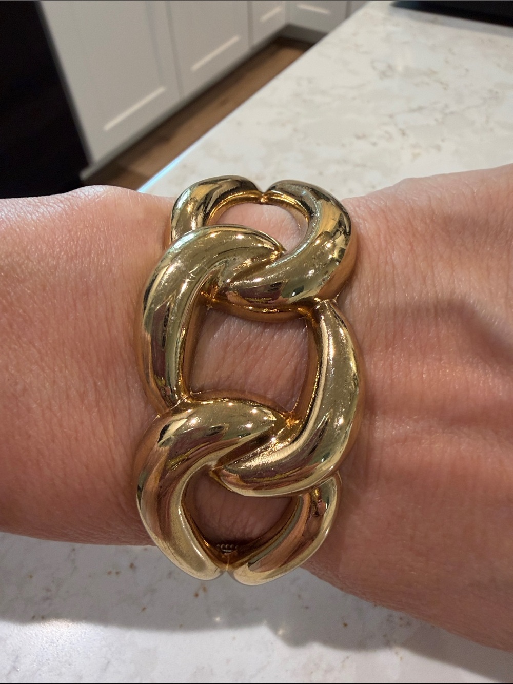 Polished Gold Link Chain Bracelet - Women Jewelry